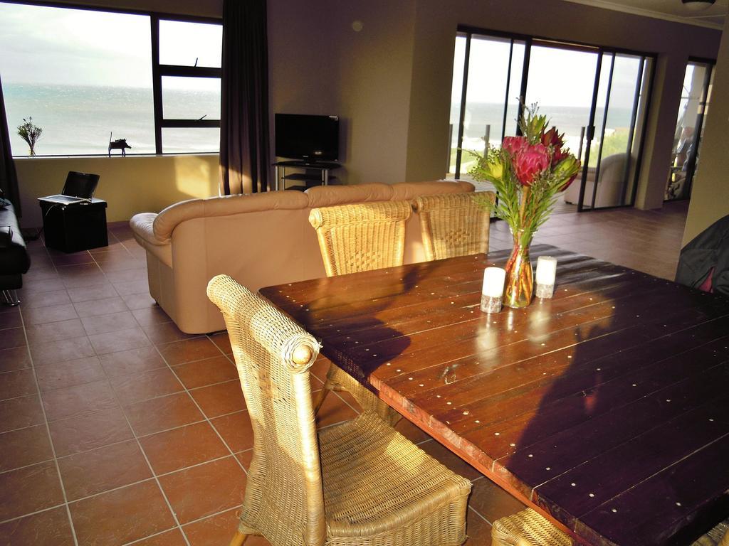 Starfish Surf House Villa Jeffreys Bay Oda fotoğraf